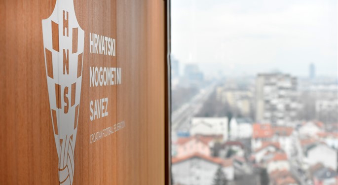 Odluka HNS-a: prekid svih nogometnih natjecanja do 31.3.2020.