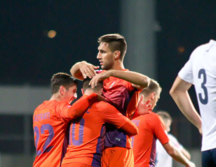 Osam Lokosa u reprezentacijama